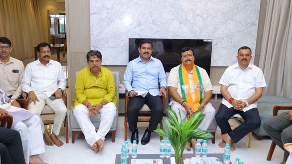 Karnataka BJP: ಒಡೆದ ಮನೆಯಾದ ರಾಜ್ಯ ಬಿಜೆಪಿ..ಫಲಕೊಡದ ಮೋದಿ ಮಂತ್ರ!