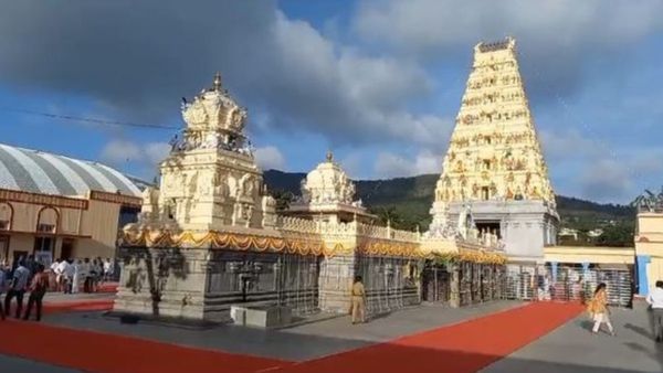 Tour Guide: ಮಲೆ ಮಾದಪ್ಪನ ಬೆಟ್ಟಕ್ಕೆ ಬಂದಾಗ ಈ ಅದ್ಭುತ ತಾಣಗಳಿಗೆ ಭೇಟಿ ನೀಡುವುದನ್ನು ಮರೆಯದಿರಿ