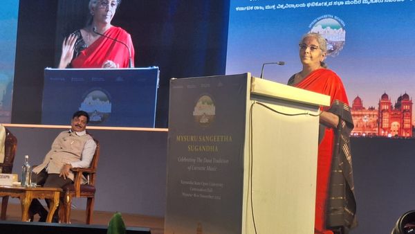 ಮೈಸೂರಿನಲ್ಲಿ ನಿರ್ಮಲಾ ಸೀತಾರಾಮನ್‌: ಸಾಂಸ್ಕೃತಿಕ ನಗರಿಯನ್ನು ಹಾಡಿ ಹೊಗಳಿದ ಕೇಂದ್ರ ಸಚಿವೆ