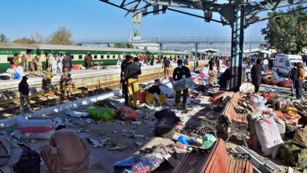 Pakistan Bomb Blast: ಪಾಕಿಸ್ತಾನದ ಕ್ವೆಟ್ಟಾ ರೈಲು ನಿಲ್ದಾಣದಲ್ಲಿ ಬಾಂಬ್ ಸ್ಫೋಟ, 20 ಜನರ ಸಾವು, 30 ಜನರಿಗೆ ಗಾಯ