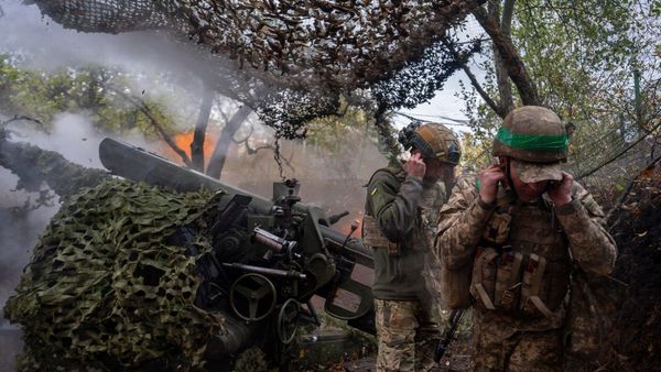 Russia Ukraine War: ಉಕ್ರೇನಿನಲ್ಲಿ ರಷ್ಯಾದ ಅಪಾಯಕಾರಿ ಕಾರ್ಯತಂತ್ರ: ಫುಟ್ಬಾಲ್ ಆಟದ ಅಂತಿಮ ಕ್ಷಣಗಳನ್ನು ಹೋಲುತ್ತಿರುವ ಯುದ್ಧ 