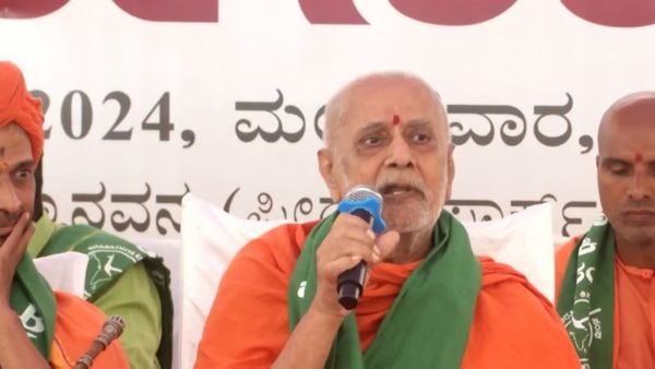 ಸ್ವಾಮೀಜಿ ವಿರುದ್ಧ ಎಫ್‌ಐಆರ್‌, ಕಾಂಗ್ರೆಸ್ ಒಕ್ಕಲಿಗ ನಾಯಕರು ಕುಲದ್ರೋಹಿಗಳೆಂದ ಜೆಡಿಎಸ್‌