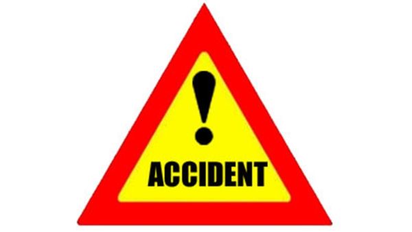 Bengaluru - Chennai Highway Accident: ಬೆಂಗಳೂರು - ಚೆನ್ನೈ ಹೆದ್ದಾರಿಯಲ್ಲಿ ಭೀಕರ ರಸ್ತೆ ಅಪಘಾತ, ಬಸ್‌ ಪಲ್ಟಿ