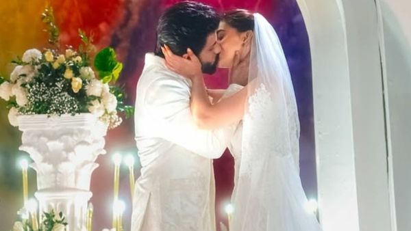 Keerthy Suresh: ನಟಿ ಕೀರ್ತಿ ಸುರೇಶ್‌ ಲಿಪ್‌ಲಾಕ್‌ ಫೋಟೋ ವೈರಲ್‌