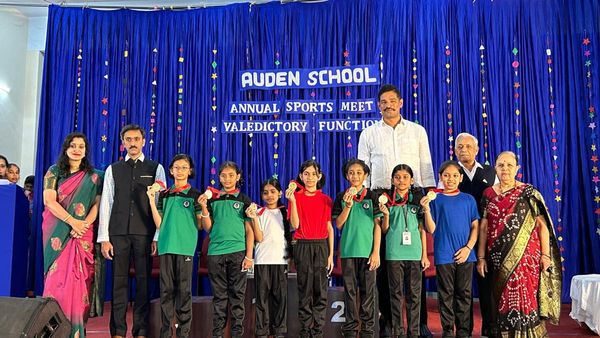 ಬೆಂಗಳೂರಿನ ಹೊಸಕೆರೆಹಳ್ಳಿ ಆಡೆನ್ ಶಾಲೆಯ 2024ನೇ ಸಾಲಿನ ಕ್ರೀಡಾಕೂಟ: ವಿಜೇತರಿಗೆ ಎವಿ ಶ್ರೀನಿವಾಸ್ ಗೌಡರಿಂದ ಪ್ರಶಸ್ತಿ ಪ್ರದಾನ