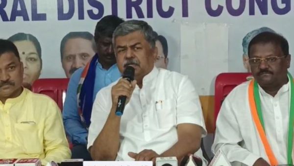 ಸ್ವಾಮಿ ಬೆಲ್ಲದ್ ಅವರೇ, ನಮ್ಮ ಕೈಗೇ ದೊಣ್ಣೆ ಕೊಟ್ಟು ಹೊಡೆಸಿಕೊಳ್ಳುವುದರಲ್ಲೇ ಅತಿ ಪ್ರೀತಿ ಅನಿಸುತ್ತದೆ: ಬಿ ಕೆ ಹರಿಪ್ರಸಾದ್‌