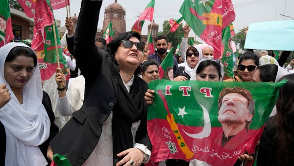 Imran Khan: ಪಾಕಿಸ್ತಾನ ನೆಲದಲ್ಲಿ ಮತ್ತೆ ಕಿಚ್ಚು ಹಚ್ಚಲು ಸಜ್ಜಾದ ಇಮ್ರಾನ್ ಖಾನ್ ಬೆಂಬಲಿಗರು?