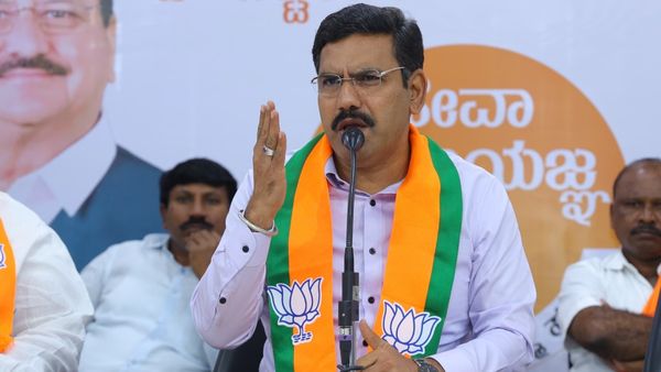 ವಿಜಯೇಂದ್ರ ಸ್ಥಾನಕ್ಕೆ ಕುತ್ತು? ಹೊಸ ವರ್ಷಕ್ಕೆ ಬಿಜೆಪಿಗೆ ಹೊಸ ರಾಜ್ಯಾಧ್ಯಕ್ಷ ಎಂದ ನಾಯಕ