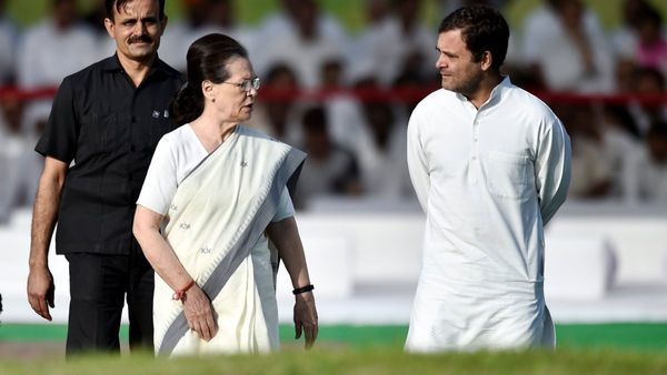 ಸೋನಿಯಾ ಬಳಿ ಇರುವ ನೆಹರು ಪತ್ರಗಳನ್ನು ಮರಳಿ ಕೊಡಿ: ರಾಹುಲ್‌ ಗಾಂಧಿಗೆ ಪಿಎಂ ಮೆಮೋರಿಯಲ್‌ ಪತ್ರ