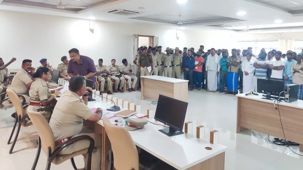 ಪುಂಡಾಟ ಮಾಡಿದ್ರೆ ಗಡಿಪಾರು ಗ್ಯಾರಂಟಿ; ಚಾಮರಾಜನಗರದಲ್ಲಿ ರೌಡಿಗಳಿಗೆ ಎಸ್ಪಿ ಖಡಕ್ ಎಚ್ಚರಿಕೆ