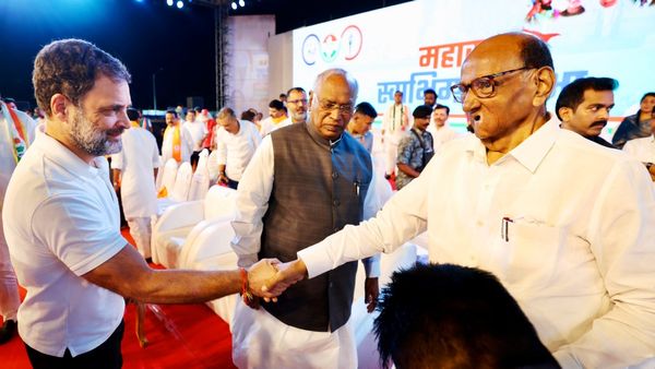 ಟಿಎಂಸಿ, ಎಸ್‌ಪಿ ಬಳಿಕ ಶರದ್ ಪವಾರ್ ಸಹ ಕಾಂಗ್ರೆಸ್‌ನಿಂದ ದೂರ ದೂರ