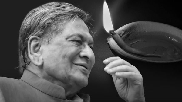 ಪಂಚಭೂತಗಳಲ್ಲಿ ಲೀನರಾದ ಕರ್ನಾಟಕ ರಾಜಕೀಯ ಮುತ್ಸದ್ದಿ ಎಸ್​.ಎಂ ಕೃಷ್ಣ