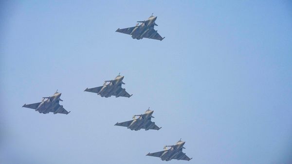 ಫ್ರಾನ್ಸ್‌ಗೆ ಮೋದಿ ಭೇಟಿ: ಭಾರತೀಯ ನೌಕಾಪಡೆಗೆ ಸೇರಲಿವೆ 26 ರಫೇಲ್ ಯುದ್ಧ ವಿಮಾನ