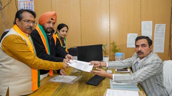 Delhi Assembly Election 2025: 70 ಕ್ಷೇತ್ರಗಳಿಗೆ 1,521 ನಾಮಪತ್ರಗಳು ಸಲ್ಲಿಕೆ