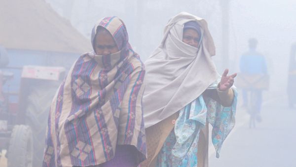 Karnataka Weather: ಈ ಜಿಲ್ಲೆಗಳಲ್ಲಿ ಇಂದು ವಿಪರೀತ ಚಳಿ-ದಟ್ಟವಾದ ಮಂಜು, ಕಾರಣವೇನು?