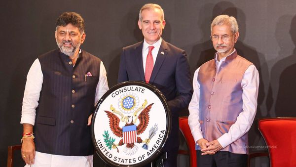 US Consulate: ಬೆಂಗಳೂರಿಗೆ ಬಂತು ಅಮೇರಿಕಾ ಕಾನ್ಸುಲೇಟ್‌ ಕಚೇರಿ, ಕರ್ನಾಟಕಕ್ಕೆ ಏನೆಲ್ಲ ಪ್ರಯೋಜನ?