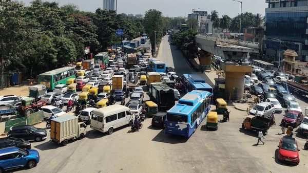 ಹೆಬ್ಬಾಳ ಟ್ರಾಫಿಕ್‌ನಲ್ಲಿ ಇನ್ನು ಗಂಟೆಗಟ್ಟಲೆ ಕಾಯಬೇಕಿಲ್ಲ, ಸರ್ಕಾರ ಕೊಡ್ತು ಗುಡ್‌ನ್ಯೂಸ್‌