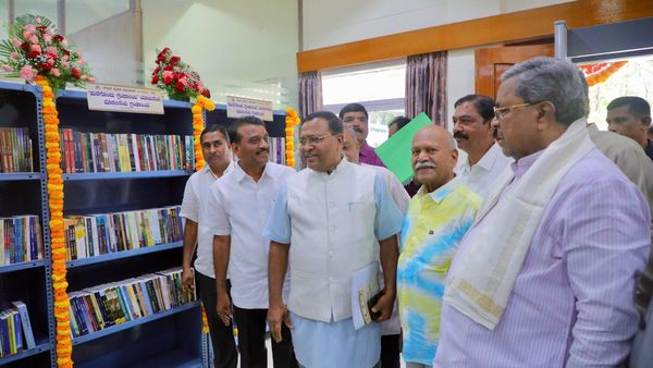 ಮನೆಗೊಂದು ಗ್ರಂಥಾಲಯ ಯೋಜನೆಗೆ ಸಿಎಂ ಚಾಲನೆ, ಇದು ಹೇಗೆ ಕಾರ್ಯನಿರ್ವಹಿಸಲಿದೆ?