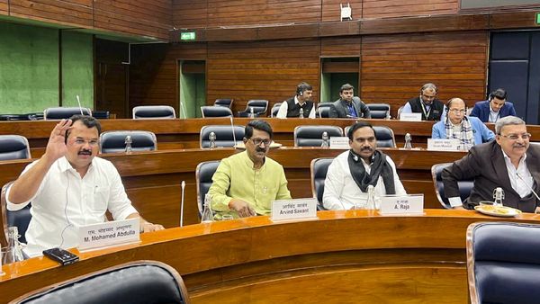 Waqf: ವಕ್ಪ್‌ ತಿದ್ದುಪಡಿ ಮಸೂದೆಗೆ ಜಂಟಿ ಸಂಸದೀಯ ಸಮಿತಿ ಒಪ್ಪಿಗೆ