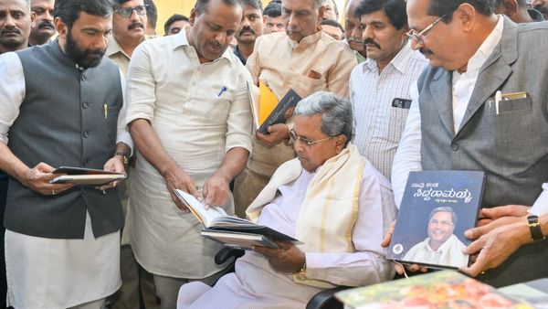 Book Fair: ವಿಧಾನಸೌಧದಲ್ಲಿ ಪ್ರಪ್ರಥಮ ಬಾರಿಗೆ 'ಬೃಹತ್ ಪುಸ್ತಕ ಮೇಳ': ಸಿದ್ದರಾಮಯ್ಯ ಚಾಲನೆ