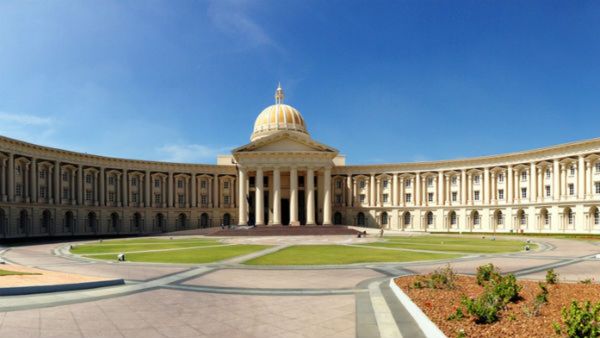 Infosys: ಅನರ್ಹರಿಗೆ ಗೇಟ್ ಪಾಸ್- ಮೈಸೂರು ಇನ್ಫೋಸಿಸ್ ಕ್ಯಾಂಪಸ್‌ಗೆ ಕರ್ನಾಟಕದ ಕಾರ್ಮಿಕ ಅಧಿಕಾರಿಗಳು ಭೇಟಿ