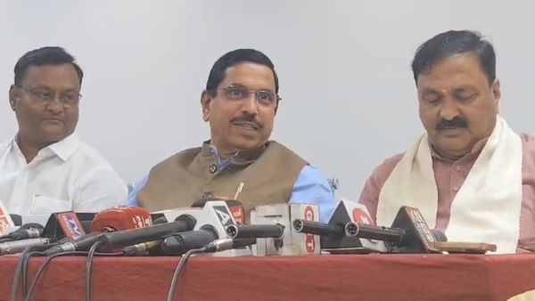 ದೆಹಲಿ ಚುನಾವಣೆ ಫಲಿತಾಂಶ: ಕಾಂಗ್ರೆಸ್‌ ಕಾಲೆಳೆದ ಪ್ರಹ್ಲಾದ್‌ ಜೋಶಿ