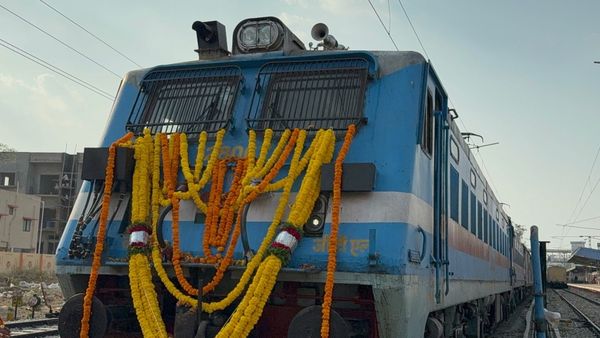 ಬನಾರಸ್-ಶಿವಮೊಗ್ಗ ಟೌನ್ ವಿಶೇಷ ರೈಲು ವೇಳಾಪಟ್ಟಿ ಬದಲಾವಣೆಗೆ ಒತ್ತಾಯ