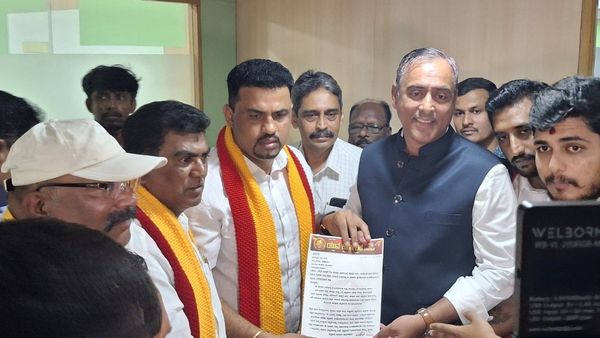 Namma Metro: ಚಾಲಕರ ನೇಮಕಾತಿ, ಕನ್ನಡಿಗರ ಆಕ್ರೋಶಕ್ಕೆ ಮಣಿದ ಬಿಎಂಆರ್‌ಸಿಎಲ್‌
