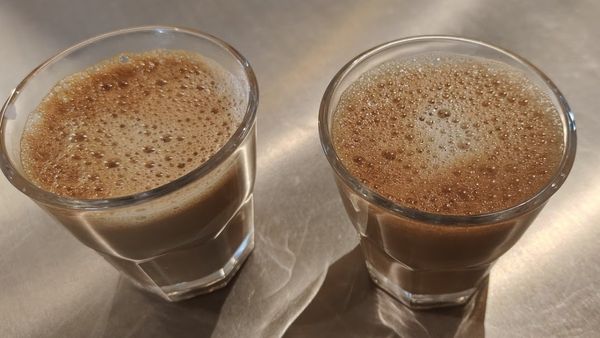 Coffee: ಬೆಂಗಳೂರಲ್ಲಿ ನಾಲಿಗೆಯಲ್ಲ ಜೇಬು ಸುಡುತ್ತಿದೆ ಫಿಲ್ಟರ್ ಕಾಫಿ