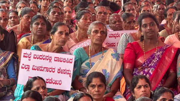 ಬೂದಿ ಮುಚ್ಚಿದ ಕೆಂಡವಾದ ಮಲ್ಪೆ ಬಂದರು: ನಿಲ್ಲದ ಮೀನುಗಾರರ ಆಕ್ರೋಶ