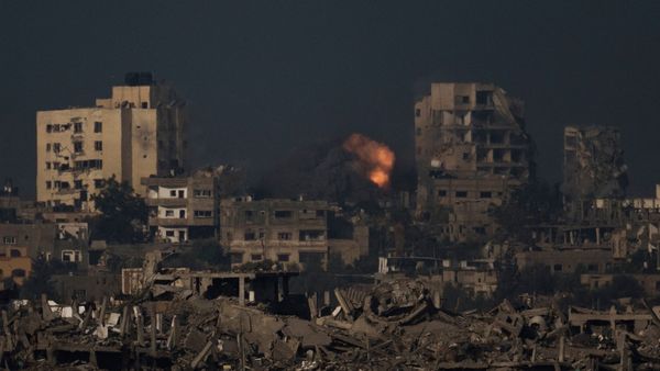 Gaza War: ಗಾಜಾ ಮೇಲೆ ದಾಳಿಗೆ ಪ್ರತಿಕಾರ, ಇಸ್ರೇಲ್ ವಿರುದ್ಧ ಹಮಾಸ್ ಕ್ಷಿಪಣಿ ಪ್ರಯೋಗ