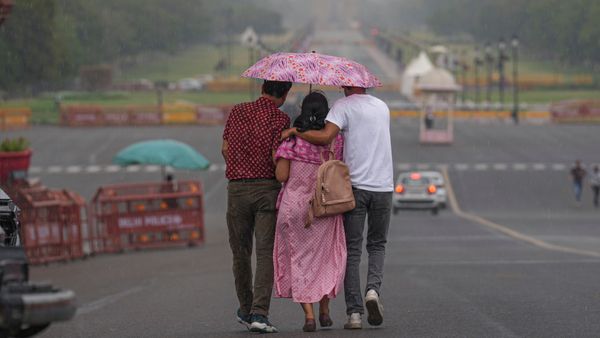 ನೆತ್ತಿ ಸುಡುತ್ತಿದೆ ಬೇಸಿಗೆಯ ಬಿಸಿಲು, ಆರೋಗ್ಯ ರಕ್ಷಣೆಗೆ ಸಲಹೆಗಳು