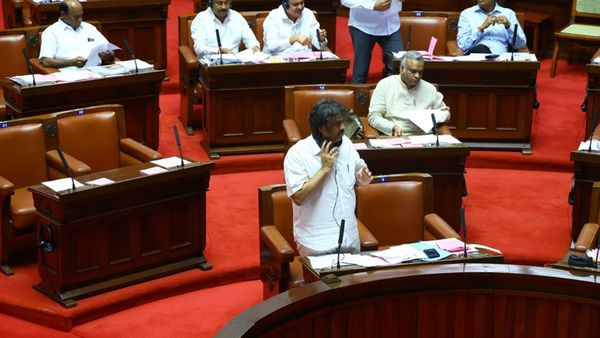 ಪ್ರೌಢಶಾಲಾ ಶಿಕ್ಷಕರಿಗೆ ಕಾಲೇಜು ಉಪನ್ಯಾಸಕರಾಗಿ ಬಡ್ತಿ: ಗುಡ್‌ನ್ಯೂಸ್ ಕೊಟ್ಟ ಸಚಿವರು