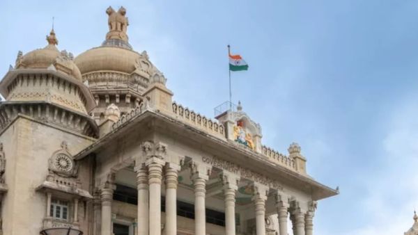 Karnataka Government Jobs: ಸಿವಿಲ್ ಸೇವೆಗಳ ನೇಮಕಾತಿ ಹೊಸ ಅಧಿಸೂಚನೆಗೆ ತಡೆ