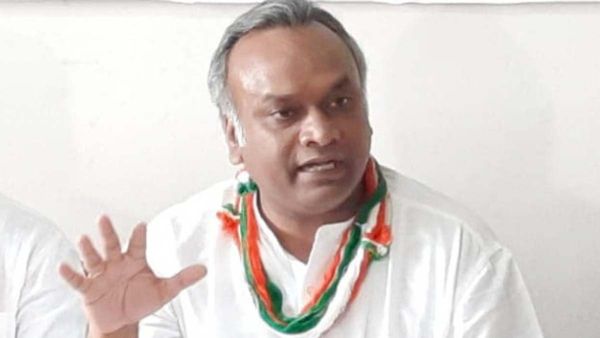 ರಾಜ್ಯಗಳ ತೆರಿಗೆ ಪಾಲನ್ನು ಕಡಿತ ಮಾಡುವ ಕೇಂದ್ರ ಸರ್ಕಾರದ ಪ್ರಸ್ತಾವನೆಗೆ ಪ್ರಿಯಾಂಕ್ ಖರ್ಗೆ ಆಕ್ರೋಶ