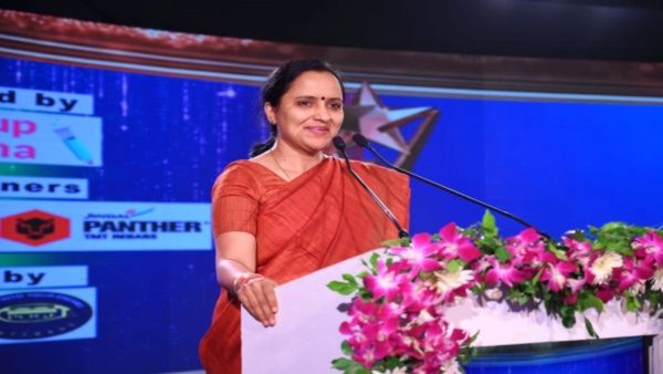 IAS: ಸ್ವಯಂ ನಿವೃತ್ತಿ ಪಡೆದ ಮಾಜಿ ಐಎಎಸ್ ಅಧಿಕಾರಿ ಪತ್ನಿ