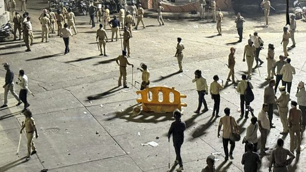 Nagpur Violence: ಔರಂಗಜೇಬನ ವಿಚಾರವಾಗಿ ನಾಗ್ಪುರದಲ್ಲಿ ಭಾರೀ ಹಿಂಸಾಚಾರ, ಹಲವೆಡೆ ಕರ್ಫ್ಯೂ ಜಾರಿ