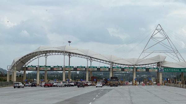 Bengaluru-Mysuru Toll: ಬೆಂಗಳೂರು–ಮೈಸೂರು ಟೋಲ್ ದರ ಮತ್ತೆ ಹೆಚ್ಚಳ