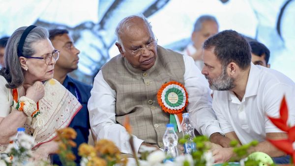 National Herald Case: ಕಾಂಗ್ರೆಸ್‌ಗೆ ಶಾಕ್ ಕೊಟ್ಟ ಇಡಿ; 661 ಕೋಟಿ ರೂ. ಮೌಲ್ಯದ ಆಸ್ತಿ ವಶ