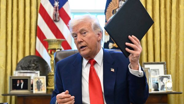 ಭಾರತೀಯರಿಗೆ ಸಂಕಷ್ಟ ತಂದ ಅಮೆರಿಕ ಹೊಸ ವೀಸಾ ನೀತಿ, ಏನಿದು Trump Immigration Policy 2025 ?