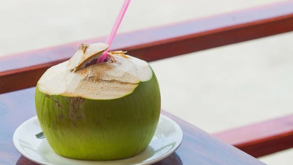 Coconut Water: ತೆಂಗಿನ ನೀರು ಕುಡಿದ ನಂತರ ವ್ಯಕ್ತಿ ಸಾವು: ಈ ತಪ್ಪನ್ನು ಮಾಡಬೇಡಿ!