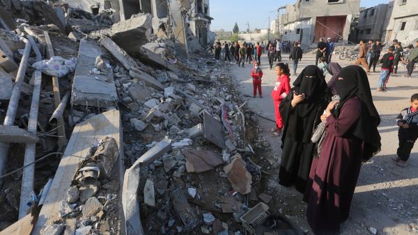 Gaza War: 19 ಜನರನ್ನು ಬಲಿ ಪಡೆದ ಇಸ್ರೇಲ್ ದಾಳಿ, ಗಾಜಾ ಪಟ್ಟಿಯಲ್ಲಿ 24 ಲಕ್ಷ ಜನ ವಿಲವಿಲ