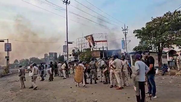 ಮುರ್ಷಿದಾಬಾದ್ ವಕ್ಫ್ ಪ್ರತಿಭಟನೆ: ಮಮತಾ ಸರ್ಕಾರಕ್ಕೆ ಸಹಾಯದ ಭರವಸೆ ಕೊಟ್ಟ ಕೇಂದ್ರ