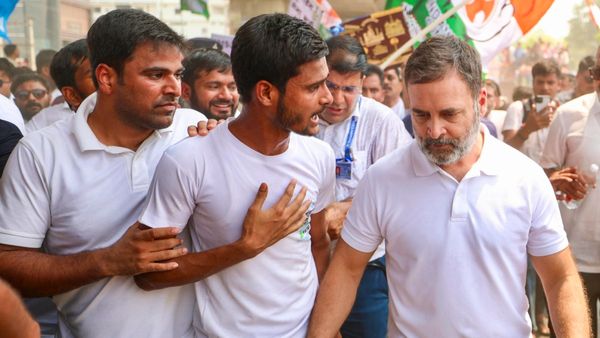 'ವೈಟ್ ಟಿ-ಶರ್ಟ್ ಚಳವಳಿ' ಆರಂಭಿಸಿದ ರಾಹುಲ್ ಗಾಂಧಿ: ಚುನಾವಣೆ ಮೊದಲೇ ಸಖತ್ ಆಕ್ವಿವ್!