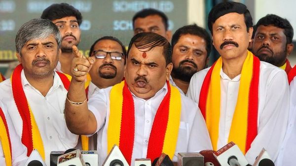 ಕನ್ನಡಿಗರಿಗಾಗಿ ಹೊಸ ಪ್ರಾದೇಶಿಕ ಪಕ್ಷ ಕಟ್ಟುತ್ತೇನೆ: ಕರವೇ ನಾರಾಯಣಗೌಡ ಸಿಹಿಸುದ್ದಿ