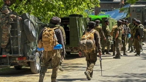 ಜನನಾಯಕರು ರಾಜಕೀಯ ಬಿಟ್ಟು ದೇಶದ ಬಗ್ಗೆ ಯೋಚಿಸಲಿ: ಯಾಕೆ ಗೊತ್ತೇ?