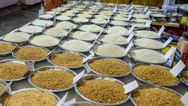 ಕನಿಷ್ಠ ಬೆಂಬಲ ಯೋಜನೆ: ಬಿಳಿ ಜೋಳ ಖರೀದಿಗೆ ದರ ನಿಗದಿ