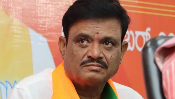 MLA Munirathna: ಅತ್ಯಾಚಾರ, ಮಹಿಳೆ ಮೇಲೆ ಮೂತ್ರ ಮಾಡಿದ್ದ ಮುನಿರತ್ನ! ಕಾಂಗ್ರೆಸ್ ಹೇಳಿದ್ದೇನು?