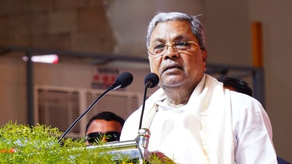 100 ಕುರಿ ಎಣಿಸಲು ಬರದವನು ಬಜೆಟ್ ಮಂಡಿಸ್ತಾನಾ: ಸತ್ಯ ಬಿಚ್ಚಿಟ್ಟ ಸಿದ್ದರಾಮಯ್ಯ