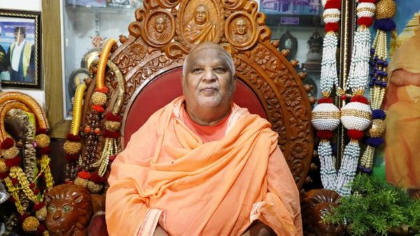 ಸಿಎಂ ಬದಲಾವಣೆ, ಯುದ್ಧದ ಬಗ್ಗೆ ಕೋಡಿಮಠದ ಸ್ವಾಮೀಜಿ ಶಾಕಿಂಗ್ ಭವಿಷ್ಯ!